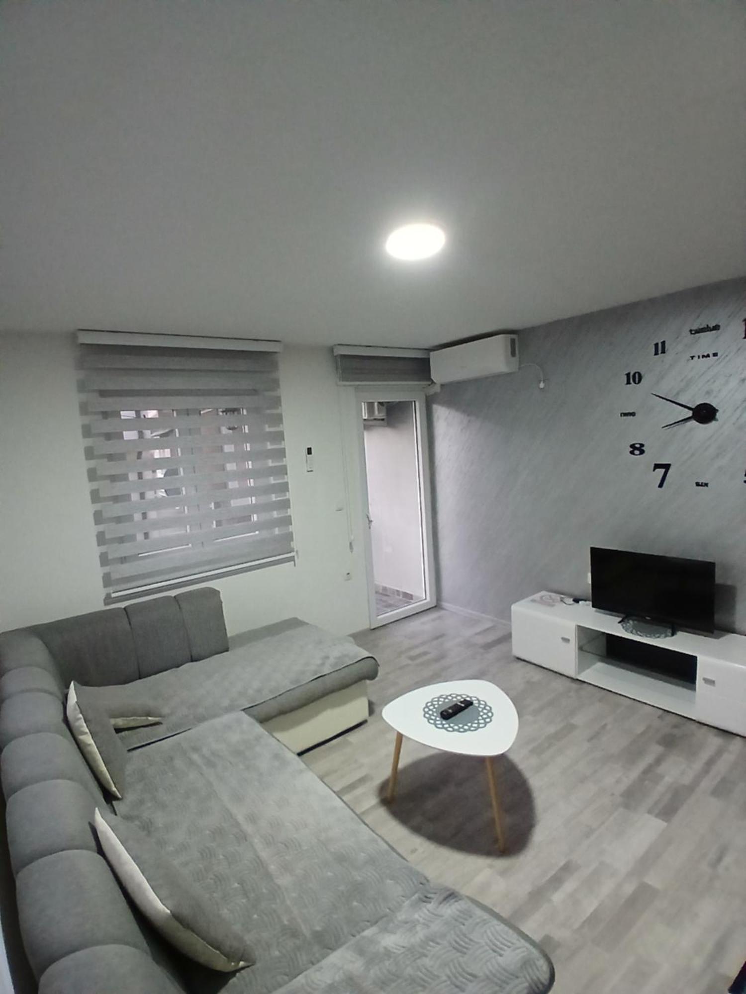 Adagio Studio Apartment Plav Exterior foto
